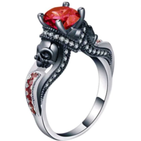 NWT, WOMEN'S STAINLESS SKULL RING